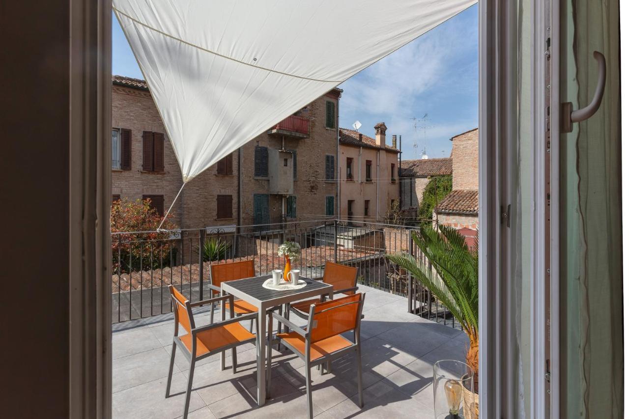 Ferienwohnung Ferrara Casa Dell'Archivolto Con Garage Exterior foto