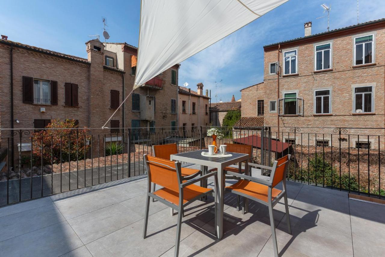 Ferienwohnung Ferrara Casa Dell'Archivolto Con Garage Exterior foto