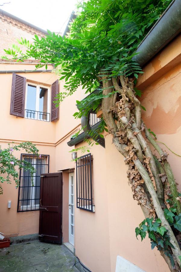 Ferienwohnung Ferrara Casa Dell'Archivolto Con Garage Exterior foto